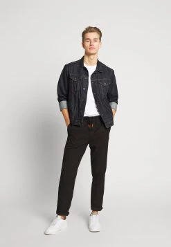 Pier One 3 PACK - T-shirt basique Bonne Qualité t-shirts & polos col rond homme