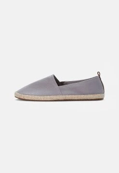 Pier One Meilleure qualité RENA ESPADRILLE UNISEX - Espadrilles chaussures basses rond