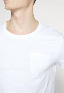 Pier One T-shirt basique Prix Favorable t-shirts col rond homme -VêtementsElite Boutique a63524296eb7468f8bac4e01312591ed