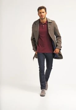 Pier One Polo En Remise t-shirts col polo homme -VêtementsElite Boutique a8944bee48094880bc1c1d75e7e66d45