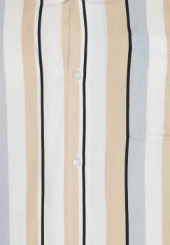 Pier One Chemise Prix Allégé chemises col revers homme -VêtementsElite Boutique a8c3716e09074fbe8b81a7d284885971