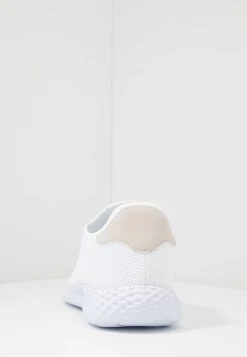 Prix De Lancement Pier One UNISEX - Baskets basses baskets & sneakers rond homme 11 Prix De Lancement Pier One UNISEX - Baskets basses baskets & sneakers rond homme -VêtementsElite Boutique a8eece461c6648a6bcd321d631308e58