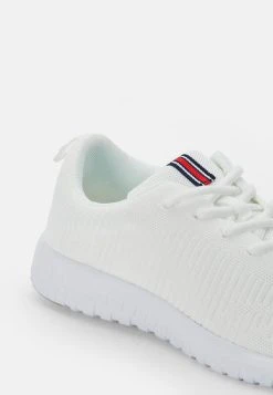 Pier One Baskets basses Prix Refroidis sneakers rond homme 14 Pier One Baskets basses Prix Refroidis sneakers rond homme -VêtementsElite Boutique a92dd0226b8c49b4b46c89760f6f8b8a