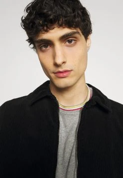 Pier One T-shirt basique Assurance De l’Authenticité t-shirts col rond homme -VêtementsElite Boutique a94ad9ce37f04845a80bec343ce556b2