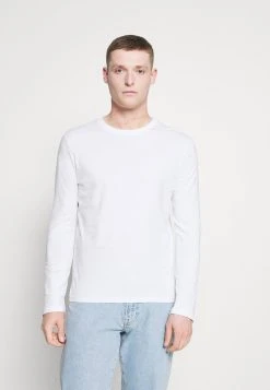 Pier One 5 PACK - T-shirt à manches longues Prix Exclusifs t-shirts col rond homme -VêtementsElite Boutique aad286ee902a43619808ca737715909e