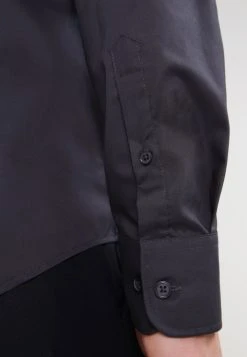 Pier One Chemise classique Prix Aimable costumes col kent homme -VêtementsElite Boutique ab9cdb89e20f4d3a8e01a281680fd702