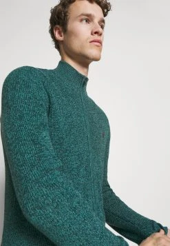 Pier One Gilet En promotion pulls et gilets col officier homme 12 Pier One Gilet En promotion pulls et gilets col officier homme -VêtementsElite Boutique aff2e8c72d5a44b1a97d9a2e9b2a66b7