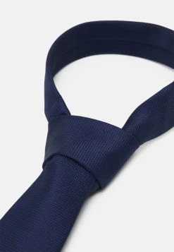 Pier One Prix Distinctifs Cravate cravates et nœuds papillon couleur unie homme -VêtementsElite Boutique b002f0aa5aa14f09add561f29e65784f