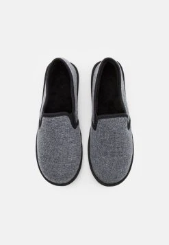 Pier One UNISEX - Chaussons Prix Sympa rond 11 Pier One UNISEX - Chaussons Prix Sympa rond -VêtementsElite Boutique b075a13a438949ba84dce1875e6560a1
