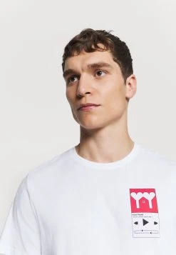 Pier One Meilleur Prix Garanti T-shirt imprimé t-shirts col rond homme -VêtementsElite Boutique b30a59e326594b5195913050c4312820