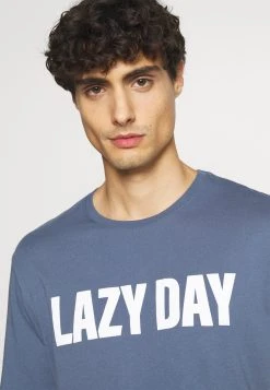 Pier One Vendre-Réclame Haut de pyjama pyjamas col rond homme 14 Pier One Vendre-Réclame Haut de pyjama pyjamas col rond homme -VêtementsElite Boutique b3c6ce4905144fe8a313e1501141028f