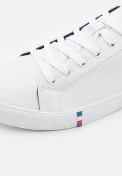 Pier One Prix Gelé UNISEX - Baskets basses baskets & sneakers rond -VêtementsElite Boutique b4f8bc3a381845e8a6c42698c99e61bf