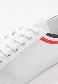 Soldes En Ligne Pier One UNISEX - Baskets basses sneakers rond -VêtementsElite Boutique b63d6b7f99c14d29a5881d57b7d25f10