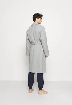 Pier One Peignoir Meilleure qualité sous-vêtements & chaussettes col châle homme 15 Pier One Peignoir Meilleure qualité sous-vêtements & chaussettes col châle homme -VêtementsElite Boutique b68ba810bfe146c09affa8730a6c9ea7