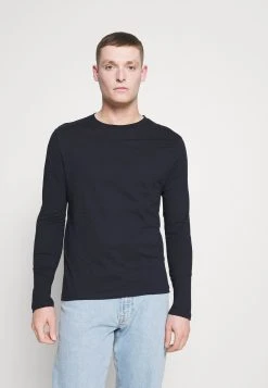 Pier One 5 PACK - T-shirt à manches longues Prix Exclusifs t-shirts col rond homme -VêtementsElite Boutique b6bd0ebd2c8b455da43c6a1b757461c3