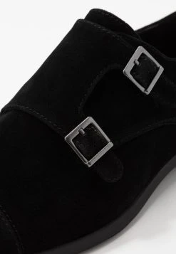 Marchandise de première qualité Pier One Mocassins mocassins et loafers carr&eacute; homme -VêtementsElite Boutique b6ccb16f43b7460aae433a00682a9a02