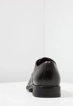 Pier One Petit Prix Derbies & Richelieus chaussures de ville rond homme -VêtementsElite Boutique b6d2ef8916ee4c329716c04fa26e54b6