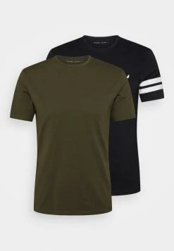 Pier One 2 PACK - T-shirt imprimé Prix Réduit t-shirts col rond homme -VêtementsElite Boutique b704346212db4c51b9ec1c398847925c