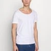 Plus Bas Prix De Vente Pier One T-shirt basique t-shirts encolure large ronde homme -VêtementsElite Boutique b764434f257f4462a0112523e5a4d304