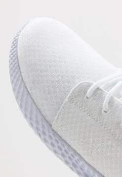 Pier One UNISEX - Baskets basses Qualité garantie 100% baskets & sneakers rond homme -VêtementsElite Boutique ba2e7c225523435388d647643b485744