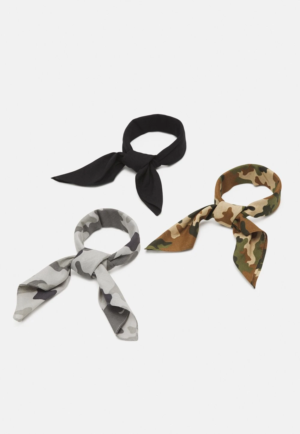 Prix Dégriffé Pier One BANDANA UNISEX 3 PACK - Foulard Écharpes et foulards camouflage 3 Prix Dégriffé Pier One BANDANA UNISEX 3 PACK - Foulard Écharpes et foulards camouflage