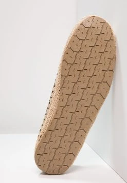 Pier One UNISEX - Espadrilles Prix Refroidis chaussures basses rond homme -VêtementsElite Boutique bd07e57455dd4f73a673b9ee028740f1