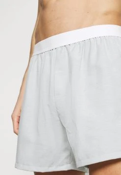 Pier One 3 PACK - Caleçon Prix Dynamité sous-vêtements normale homme 12 Pier One 3 PACK - Caleçon Prix Dynamité sous-vêtements normale homme -VêtementsElite Boutique bfc30a7e30744e758dd2b0b43cc0ed29