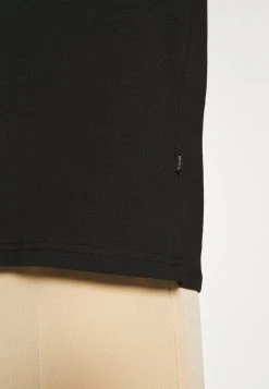 Pier One En promotion T-shirt imprimé t-shirts col rond homme 17 Pier One En promotion T-shirt imprimé t-shirts col rond homme -VêtementsElite Boutique c1474ed01b904d13b6a3d2aad51a4866