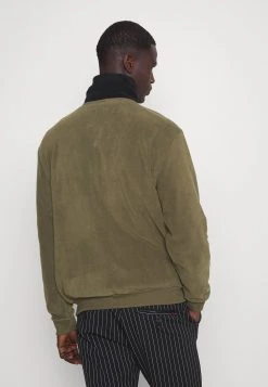 Pier One Prix Distinctifs Veste polaire pulls & gilets col officier homme -VêtementsElite Boutique c23a818e12d64f109d2e42ac34c2edcc