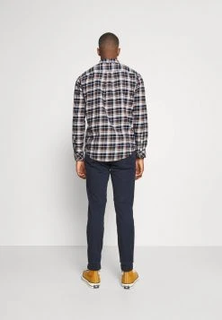 Pier One Chemise Prix Abordable chemises col à boutons homme -VêtementsElite Boutique c2b78e4fde8840229734724424565470