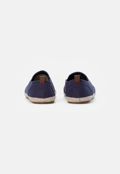 Pier One Espadrilles excellente qualité rond unisex -VêtementsElite Boutique c3813d31900c403294bb2654734edf42