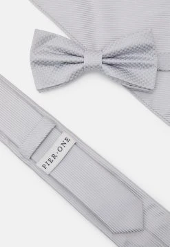 Excellente qualité Pier One SET - Cravate pochettes de costume couleur unie homme -VêtementsElite Boutique c8758267d6084f1abf9d0af43a3a9765