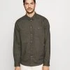 Pier One Promos Chemise chemises col kent homme 2 Pier One Promos Chemise chemises col kent homme -VêtementsElite Boutique ca5ba601c6a84f76a3ad312685915d9a