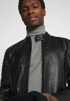 Pier One Prix Réduit 2 PACK - Pullover pulls & gilets col roulé homme 19 Pier One Prix Réduit 2 PACK - Pullover pulls & gilets col roulé homme -VêtementsElite Boutique cb94862188374c17a1924e8c374f3d1b