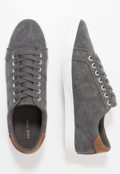 Qualité garantie 100% Pier One Baskets basses sneakers rond homme -VêtementsElite Boutique d2a4ea692f0e4668ad7844e5e6ad07ae