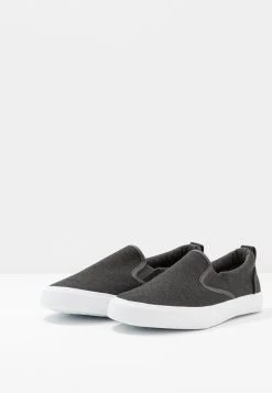 Pier One UNISEX - Mocassins Soldes En Ligne mocassins et loafers rond -VêtementsElite Boutique d38736995f0d41d59b99c027ce61956d