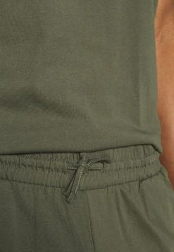 Prix Abordable Pier One SET - Pyjama pyjamas normale homme -VêtementsElite Boutique d434b8ea44284010a7f5b7f0fde6d841