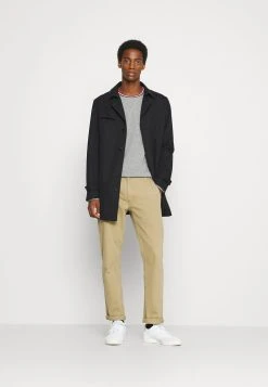 Pier One T-shirt à manches longues Soldes t-shirts col rond homme -VêtementsElite Boutique d76f0388d02c45faa5bc29df77d3692e