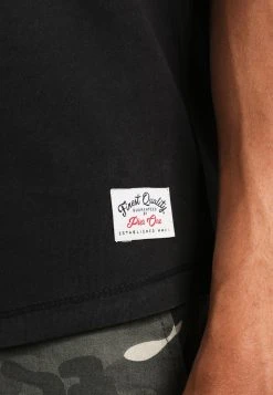 Pier One Prix Abordable T-shirt basique t-shirts & polos col rond homme 13 Pier One Prix Abordable T-shirt basique t-shirts & polos col rond homme -VêtementsElite Boutique d7d65e25c1034ac4a390973ab6342d9a