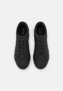 Pier One Prix Raisonnable Baskets basses baskets & sneakers rond homme 11 Pier One Prix Raisonnable Baskets basses baskets & sneakers rond homme -VêtementsElite Boutique d8c2fa2ffda141028d972eed665fa013