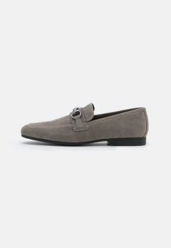 Pier One Prix Malin Mocassins chaussures de ville carré homme 17 Pier One Prix Malin Mocassins chaussures de ville carré homme -VêtementsElite Boutique d8f81c247f774d3197da6fb9394e3eac