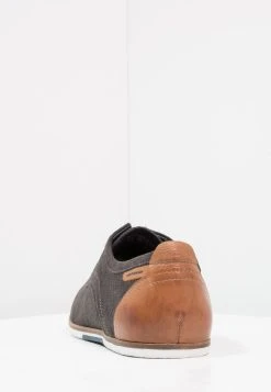 Pier One Chaussures à lacets Prix Sacrifiés derbies et richelieus rond homme -VêtementsElite Boutique dce0eb06a4e34e1d9b4e97f4df7621c1