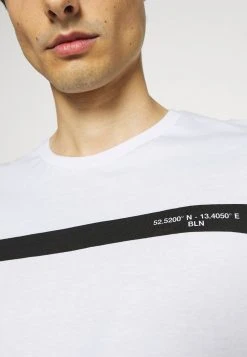 Pier One Prix Incroyables T-shirt imprimé t-shirts col rond homme -VêtementsElite Boutique de423b81d63947c796e81c178532425f