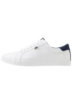 Pier One UNISEX - Baskets basses Prix Imbattable baskets & sneakers rond 15 Pier One UNISEX - Baskets basses Prix Imbattable baskets & sneakers rond -VêtementsElite Boutique e027eb56c0404608a8d233036ad5aa15 1