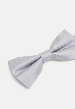 Prix Réduit Pier One Noeud papillon cravates et accessoires de costume carreaux homme -VêtementsElite Boutique e101f355c8c042b1b907d2c527e04057