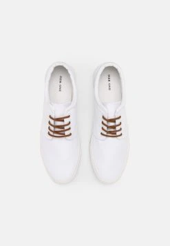 Prix Malin Pier One UNISEX - Baskets basses sneakers rond 12 Prix Malin Pier One UNISEX - Baskets basses sneakers rond -VêtementsElite Boutique e126a143c2494967b1867486d3314a1b