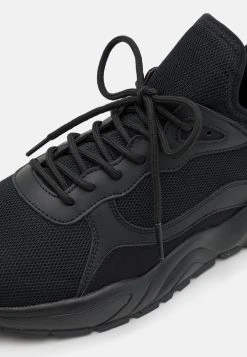 Qualité Garantie Pier One UNISEX - Baskets basses baskets & sneakers rond -VêtementsElite Boutique e1b39fb334894af39ec07db964c14c96