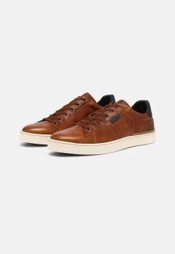 Pier One Pas Cher Baskets basses sneakers rond homme -VêtementsElite Boutique e25bdc79fe0945859f03478550f83e71