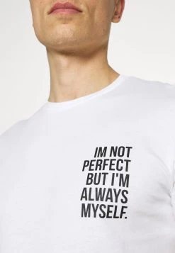 Pier One T-shirt imprimé Prix Équitable t-shirts col rond homme -VêtementsElite Boutique e2966b4225d444108851b3bd4bdbc521