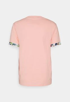 Pier One T-shirt imprimé Prix Incroyables t-shirts col rond homme -VêtementsElite Boutique e49c7d8a9a404f2190d01f595f4f0278